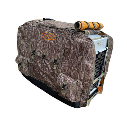 Insulated Kennel Cover by Mud River